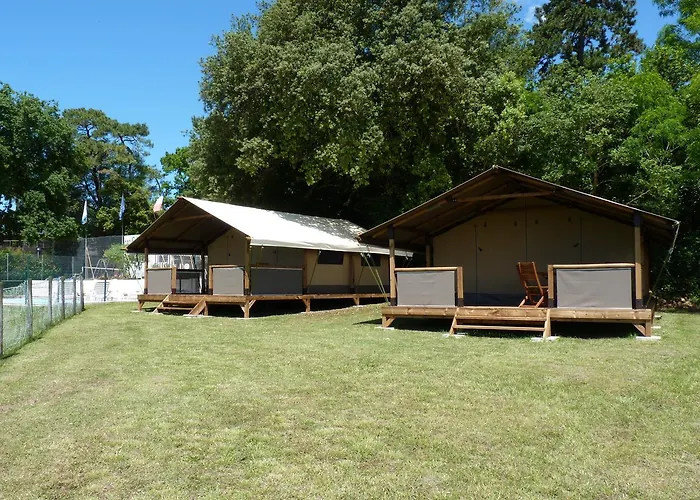 Camping Les Chênes Verts Meschers-sur-Gironde