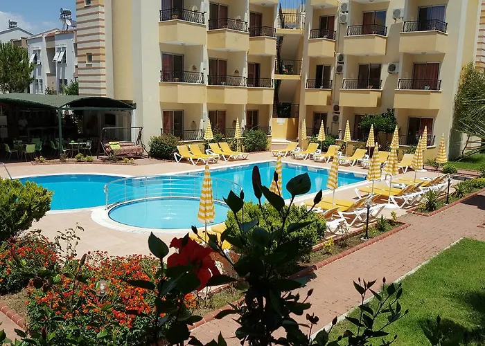 Summer Rose Hotel