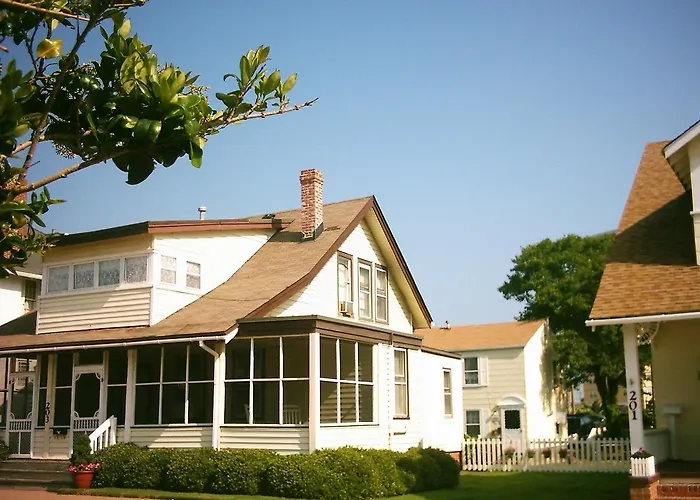 Cutty Sark Efficiencies And Historic Cottage'S Virginia Beach