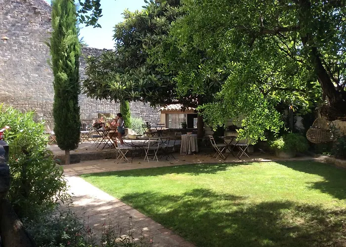 Bed and Breakfast Le Posterlon à Caumont-sur-Durance