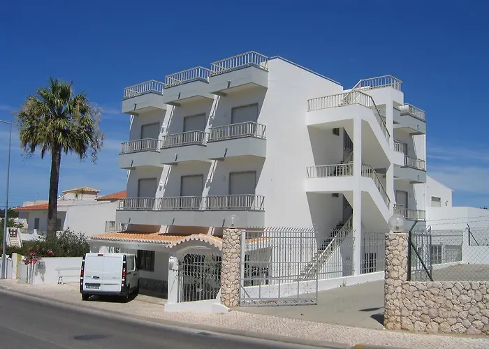 Residencial Campo-Mar by Umbral