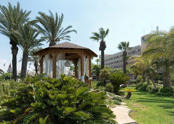 Palm Beach Hotel & Bungalows Larnaca