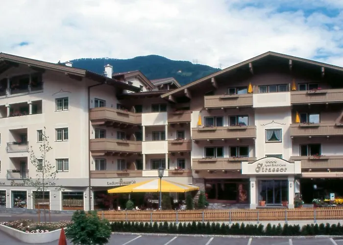 Apart Hotel Garni Strasser Zell am Ziller