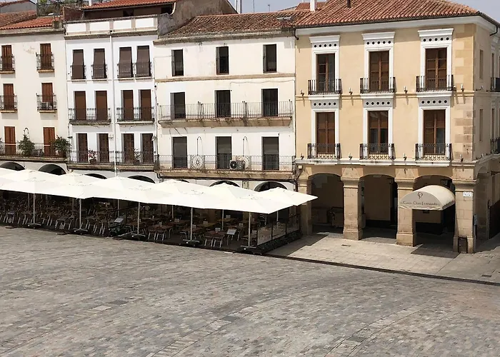 Apartamentos Soho Boutique Plaza Mayor Caces admite animales