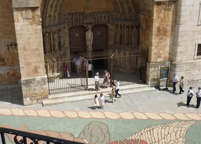El Balcon De La Catedral