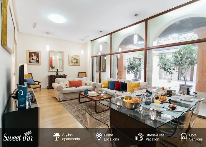 Alameda De Hercules Apartment