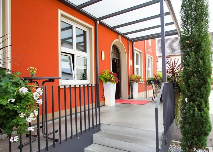 Hotel Loewen Garni - B&B