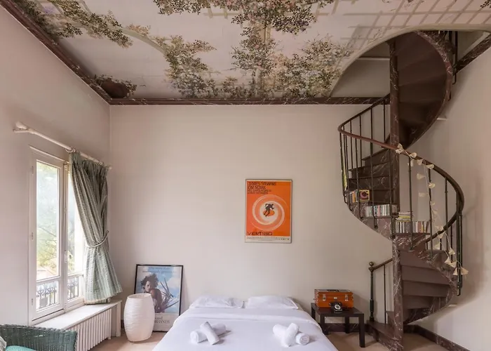 Veeve - Charming Townhouse Near Parc Montsouris