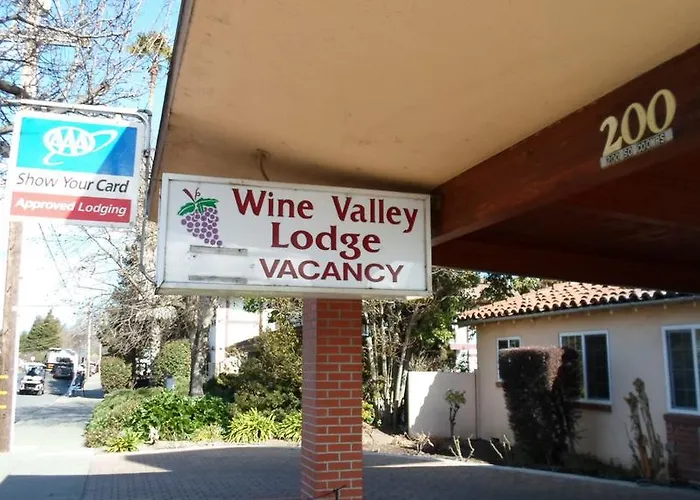 Wine Valley Lodge