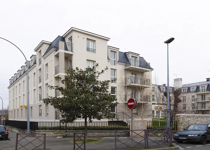 Appart'City Poissy