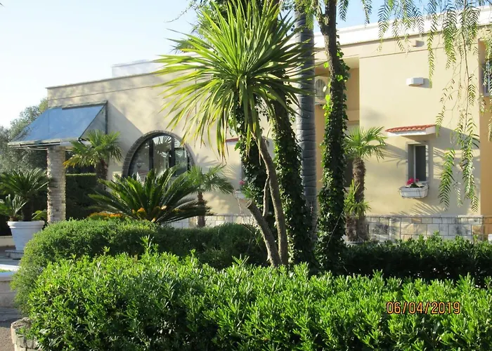 Hotel Tropical Ostuni