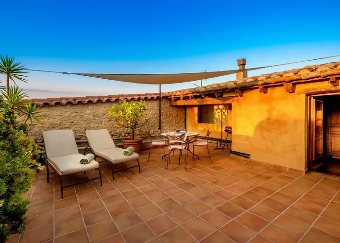 Can Felip Apartments Palafrugell