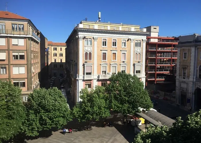 Roma Rooms
