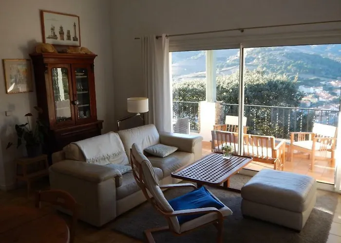 Villas avec piscine privée à Collioure