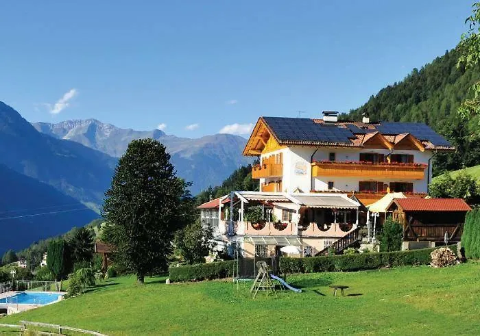 Hotel Pichler Schenna