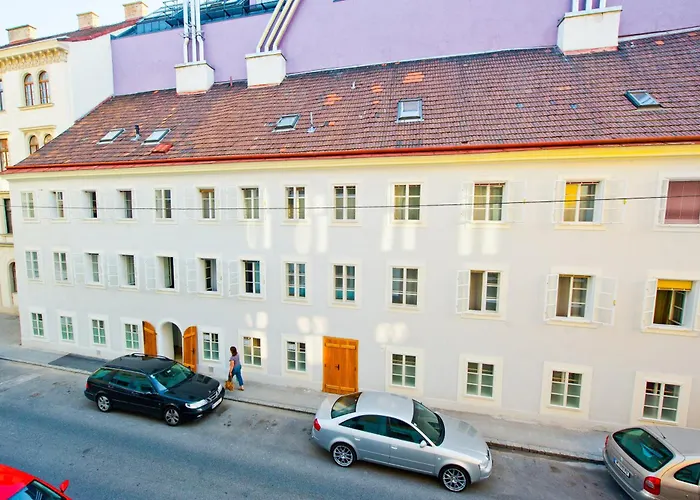 Hotel VOX Design self check in Wien