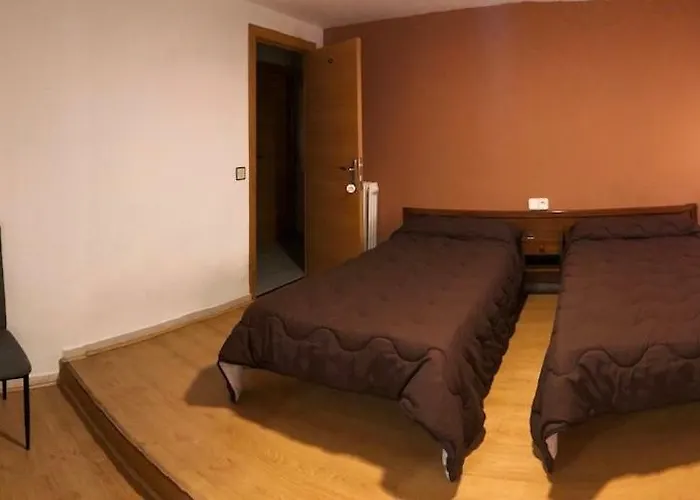 Hostal El Arco Almazán