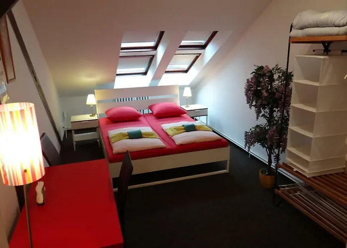 Sokolska Youth Hostel Prag