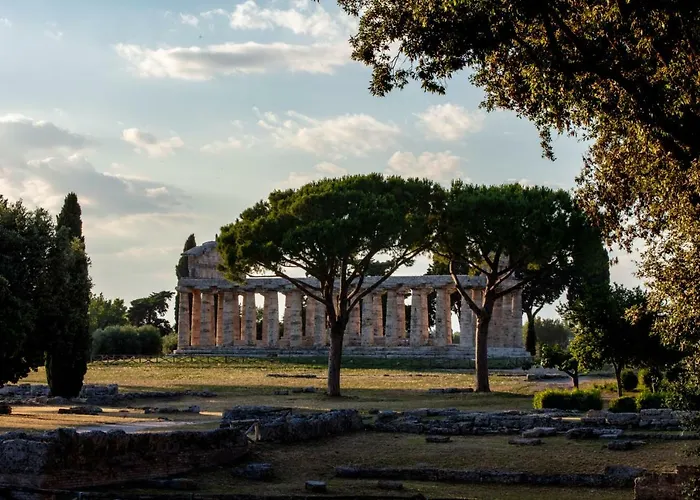 Fuori le Mura Paestum