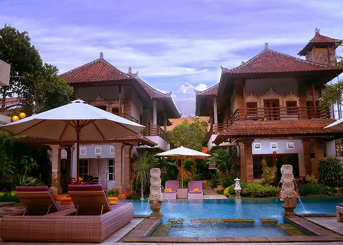 Puri Sading Hotel Sanur met golfbaan