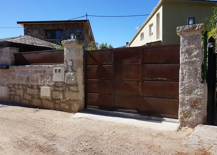 La Casita De Mani