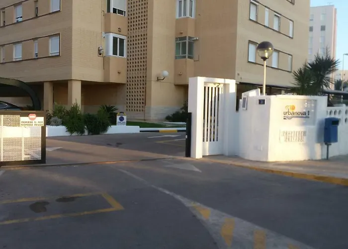 Apartamento Urbanova Arenales del Sol