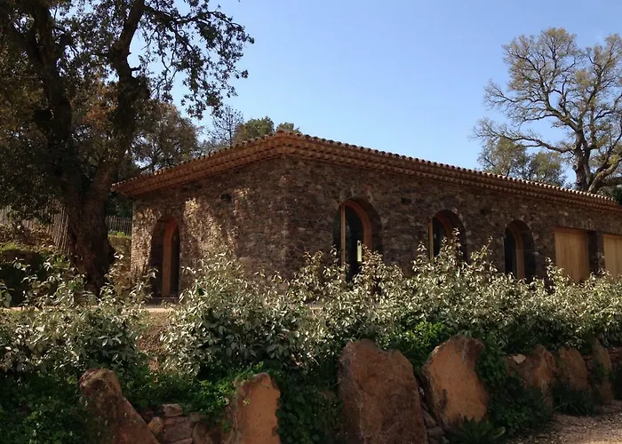 Villa Relais du vieux sauvaire à Le Lavandou