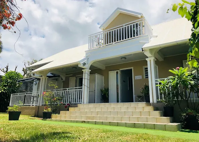 La Villa Maé