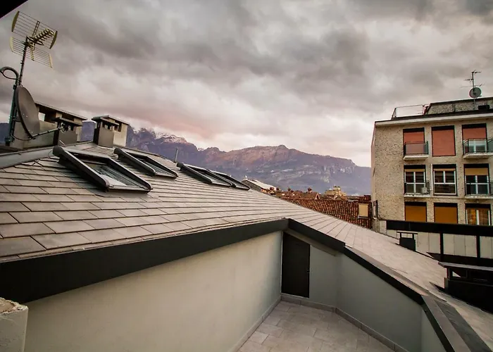 Lake Como Apartments Lecco che accetta animali