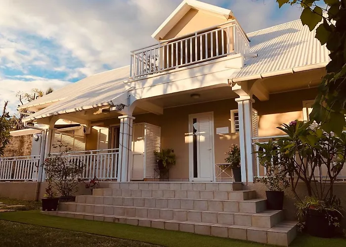 La Villa Maé