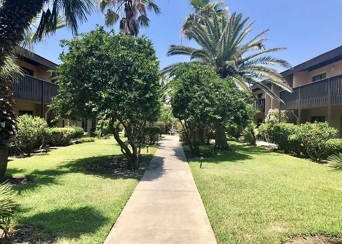 The Tiki- Beach Front Complex! Unit 106