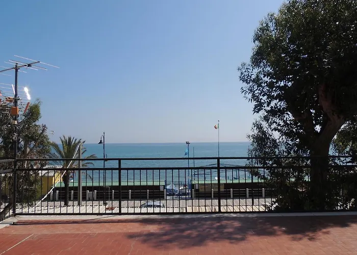 Appartamenti Camping Rivamare Albenga