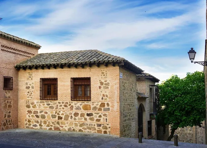Casa de Bisagra