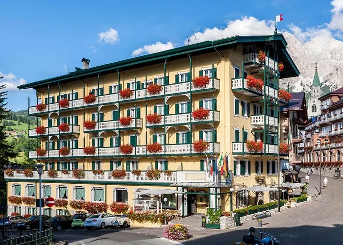 Parc Hotel Victoria Cortina dʼAmpezzo - un hotel a 4 stelle 