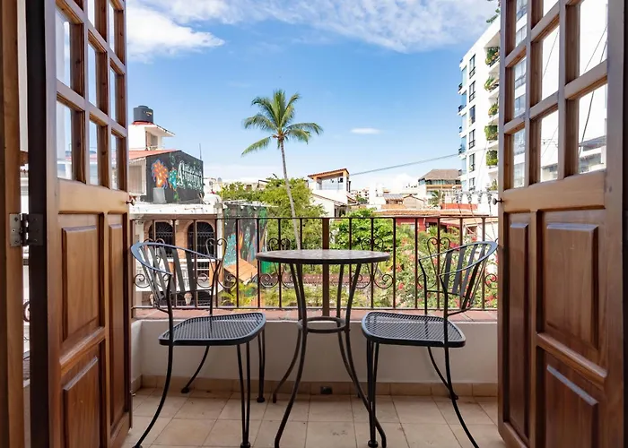 Pet friendly Olas Altas Suites Departamentos Puerto Vallarta