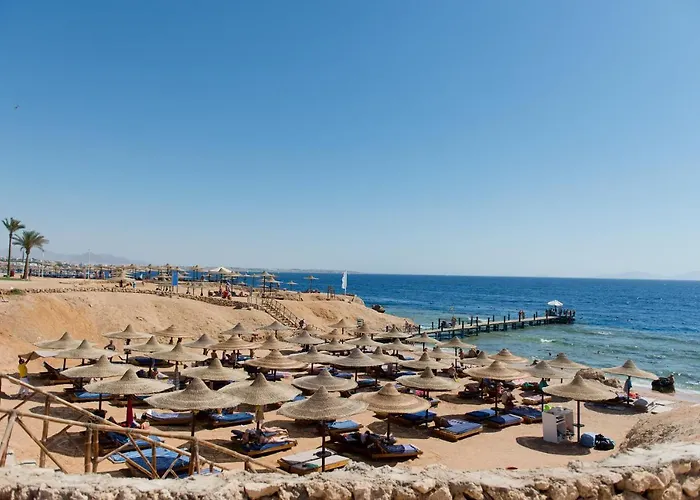 Amphoras Beach Charm el-Cheikh