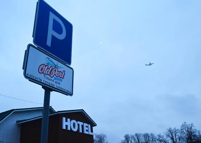 Old Port Hotel Boryspilʼ