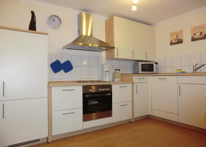 Boutique Ferienwohnung Hollandwarft Ferien unter Reet Pellworm