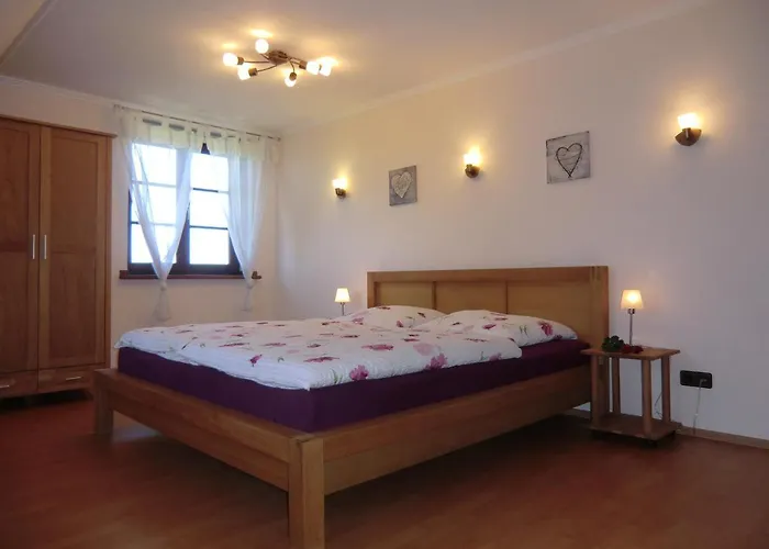 Boutique Ferienwohnung Hollandwarft Ferien unter Reet Pellworm