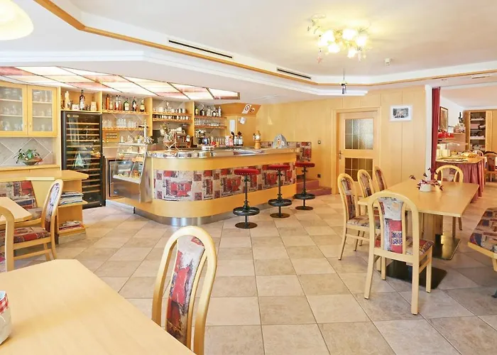 Pension Alpenhof B&B Colle Isarco