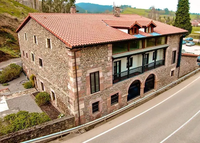 Apartamentos Santa Lucia Cabezón de la Sal